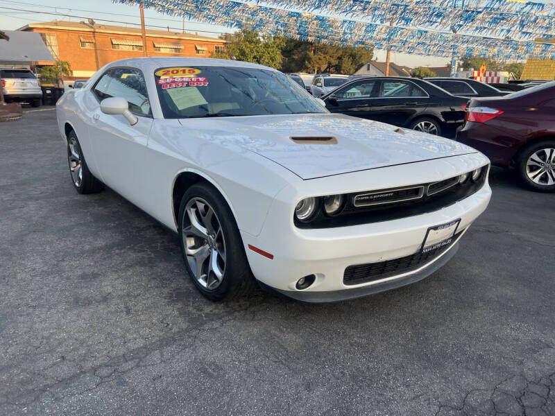 2015 Dodge Challenger SXT Plus