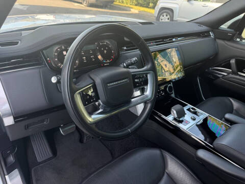 2023 Land Rover Range Rover P530 SE