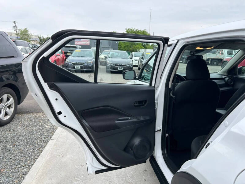 2021 Nissan Kicks S