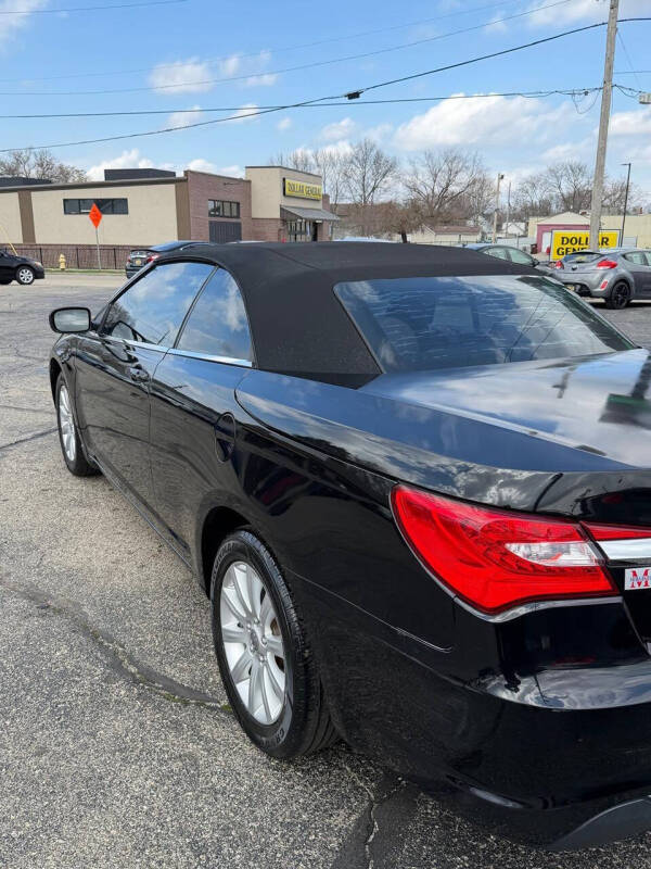 2013 Chrysler 200 Touring