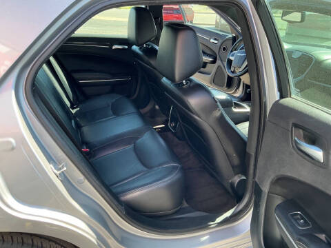 2011 Chrysler 300 Limited