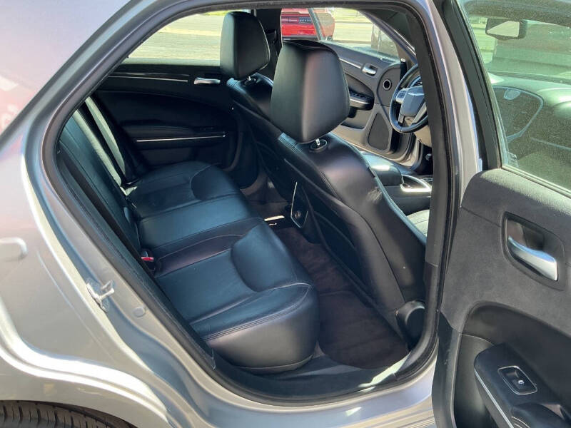 2011 Chrysler 300 Limited