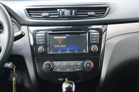 2022 Nissan Rogue Sport S