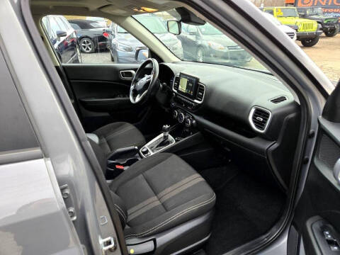 2020 Hyundai Venue SEL