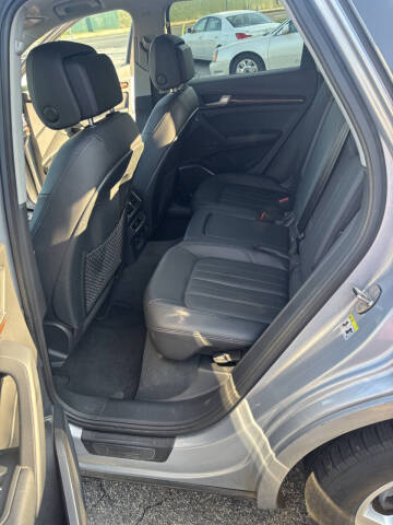 2018 Audi Q5 2.0T quattro Premium