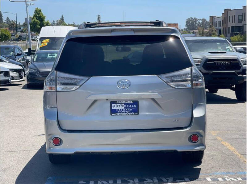 2017 Toyota Sienna