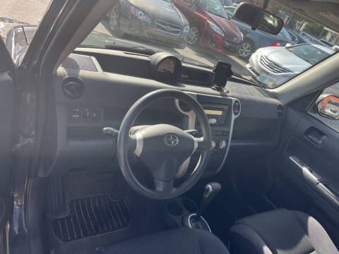2005 Scion xB
