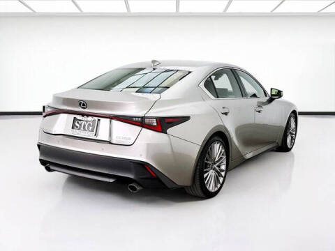 2023 Lexus IS 300