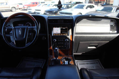 2017 Lincoln Navigator Select