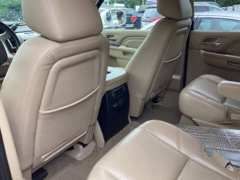 2013 Cadillac Escalade Premium
