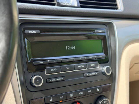 2014 Volkswagen Passat