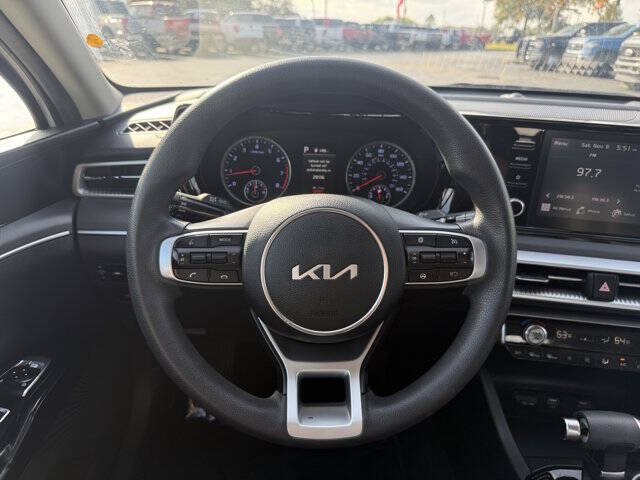 2022 Kia K5