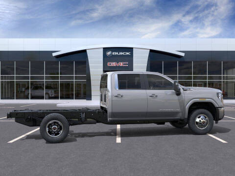 2026 GMC Sierra 3500HD CC SLE