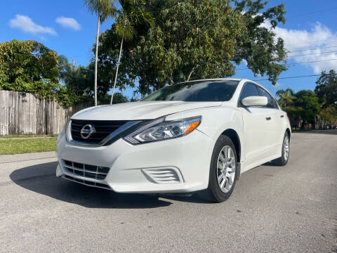 2016 Nissan Altima for sale at Motor Trendz Miami in Hollywood FL