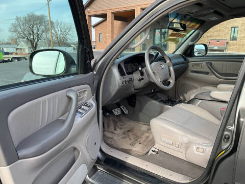 2004 Toyota Sequoia Limited