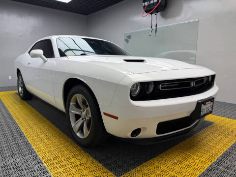 2020 Dodge Challenger SXT
