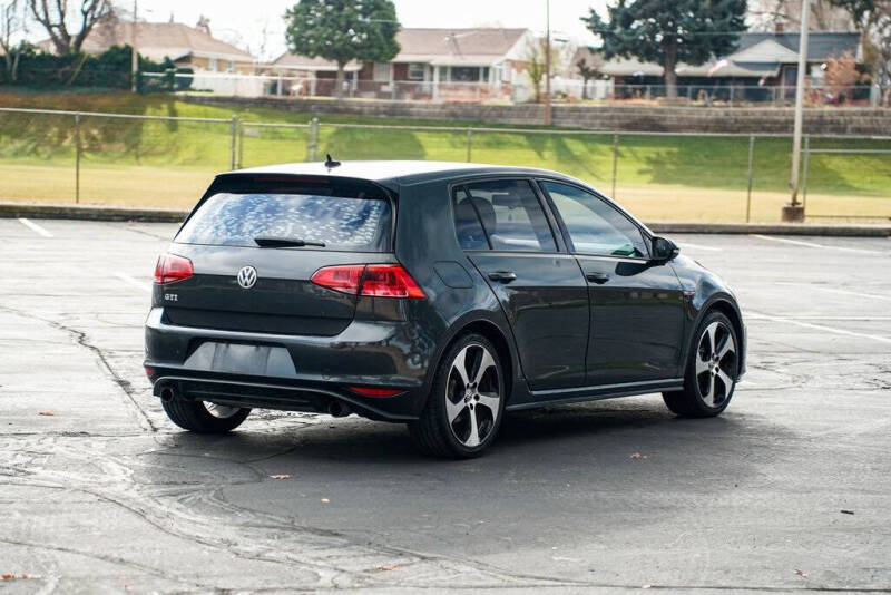 2016 Volkswagen Golf GTI SE