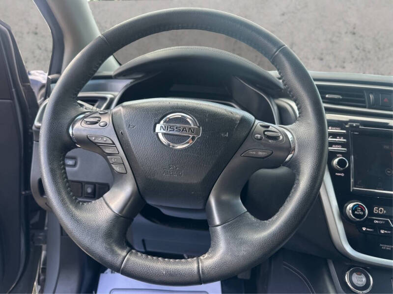 2022 Nissan Murano SV