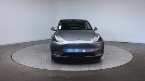 2025 Tesla Model Y Long Range