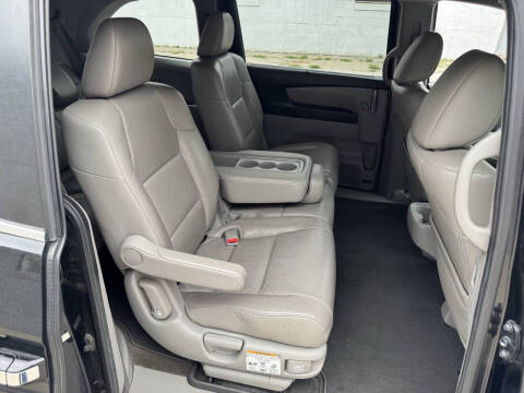 2013 Honda Odyssey EX-L w/DVD
