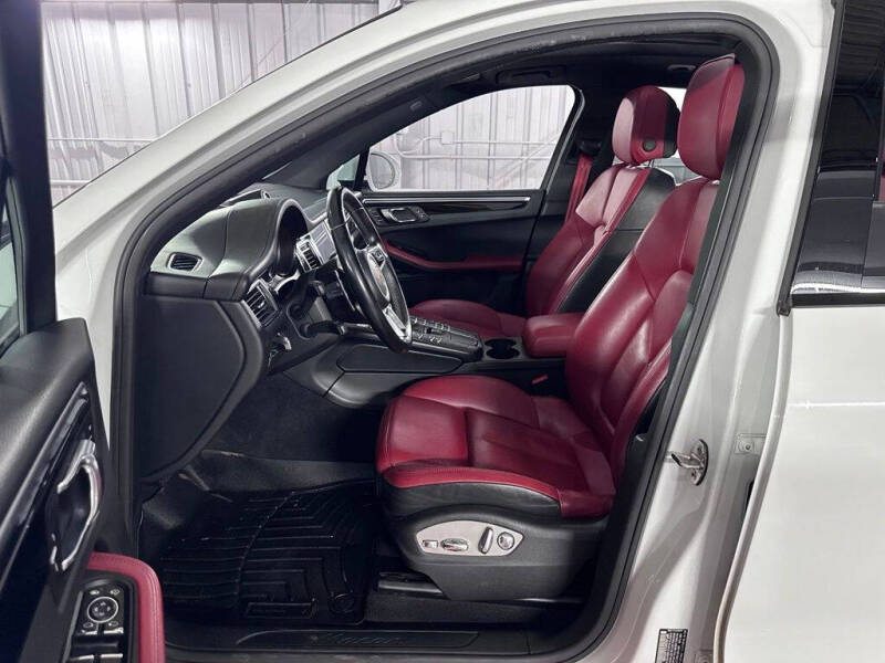 2018 Porsche Macan
