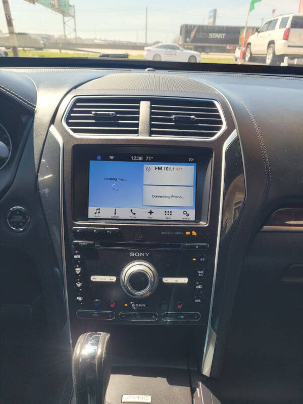 2017 Ford Explorer Platinum