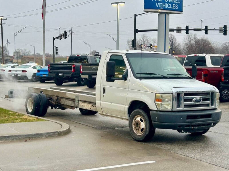 2011 Ford E-Series E-450 SD