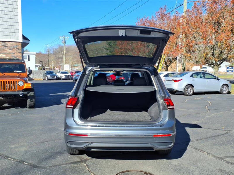 2022 Volkswagen Tiguan SE 4Motion