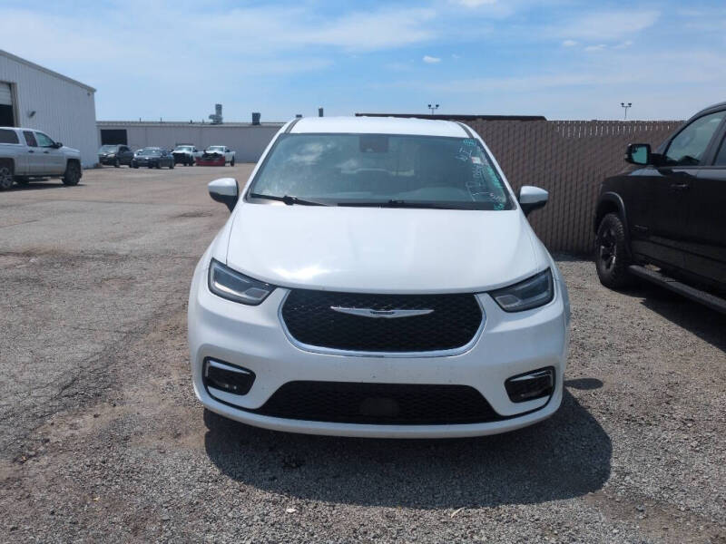 2023 Chrysler Pacifica Touring L