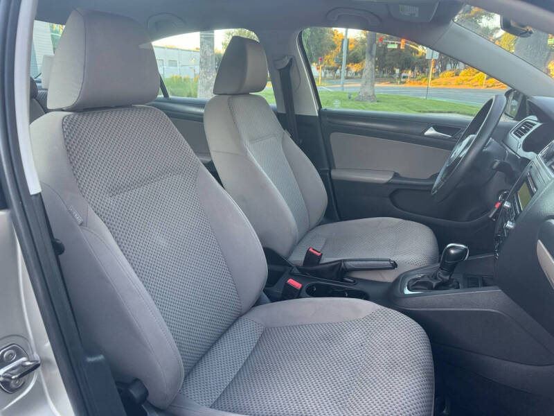 2013 Volkswagen Jetta S