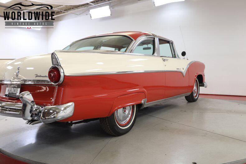 1955 Ford Crown Victoria