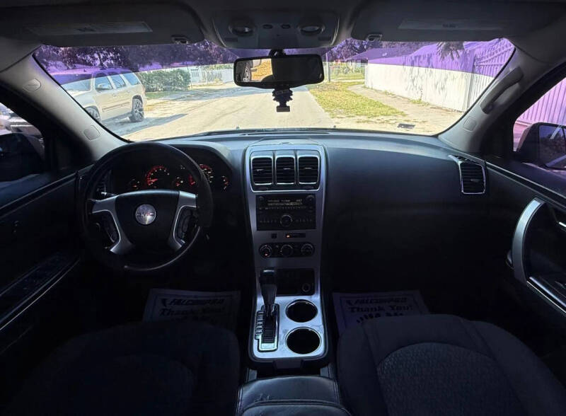 2011 GMC Acadia SLE