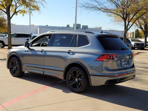 2024 Volkswagen Tiguan SE R-Line Black