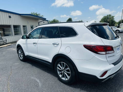 2017 Hyundai Santa Fe SE