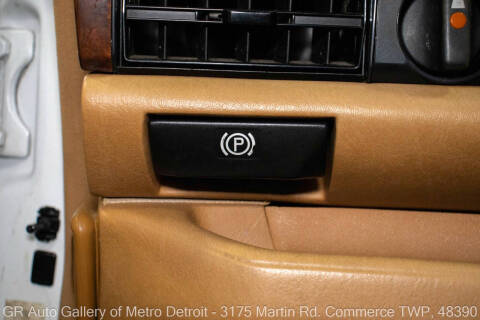 1991 Mercedes-Benz 560-Class 560 SEL