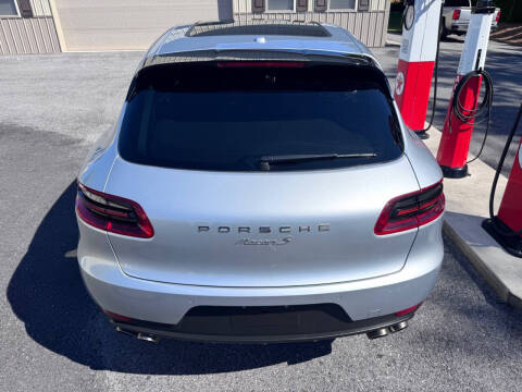 2017 Porsche Macan S