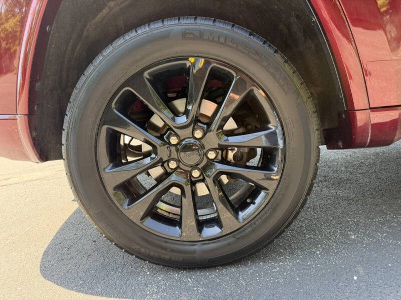 2017 Jeep Grand Cherokee Laredo