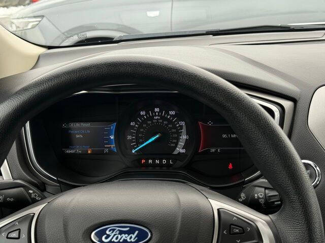 2020 Ford Fusion SE