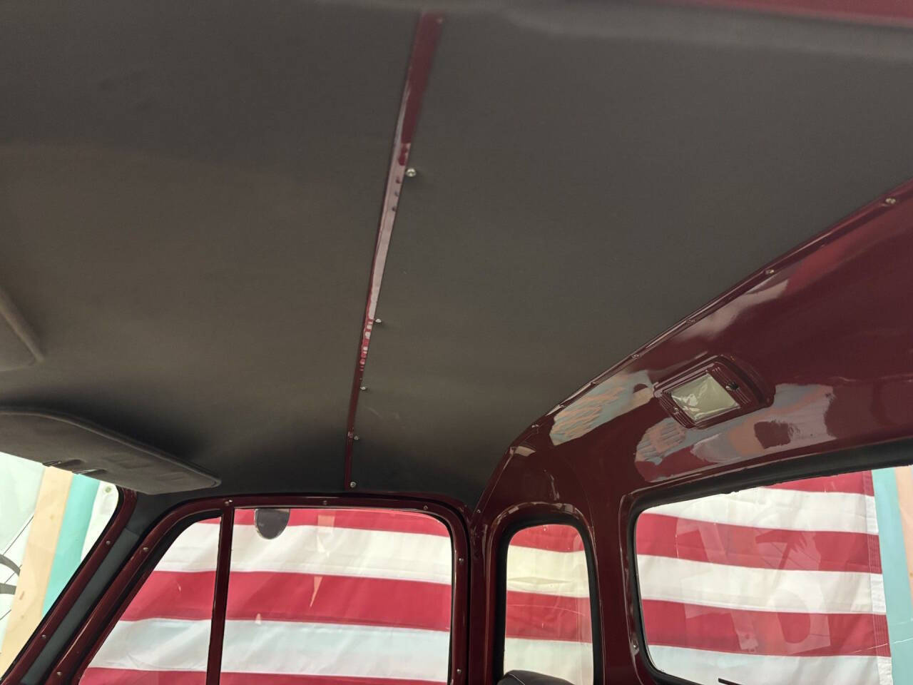 1952 Chevrolet 5 Window 32