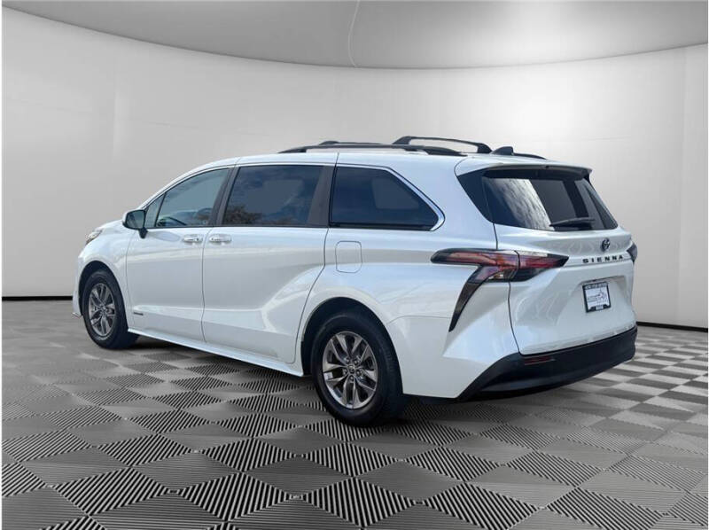 2021 Toyota Sienna