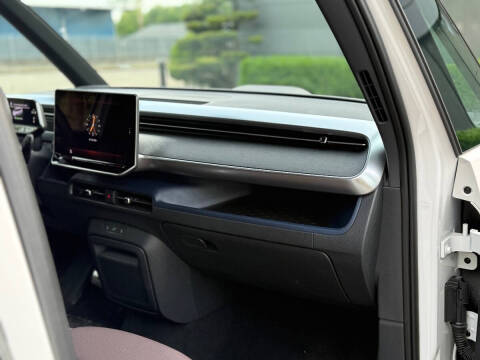 2025 Volkswagen ID. Buzz Pro S