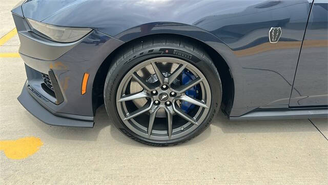 2025 Ford Mustang Dark Horse