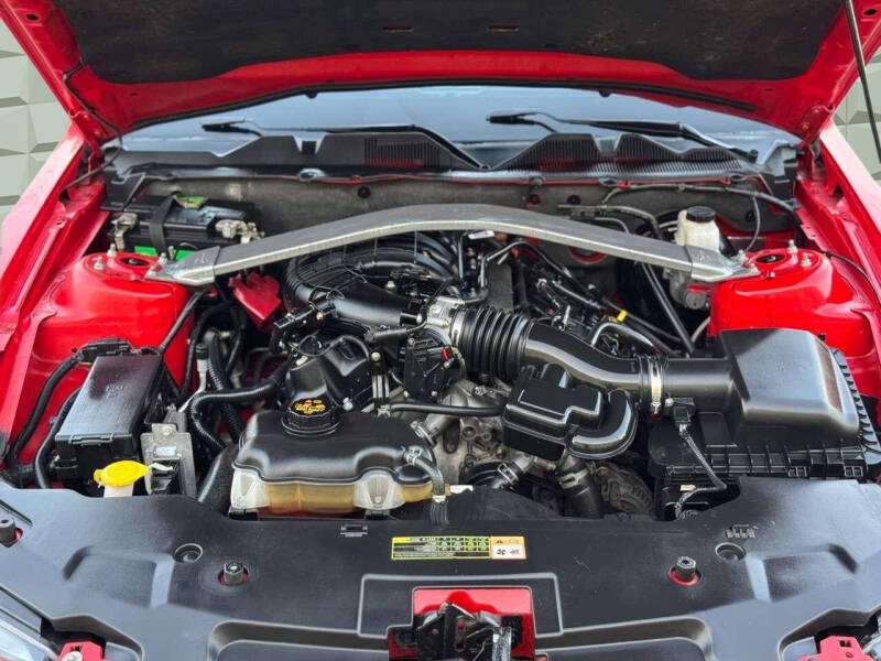 2012 Ford Mustang V6