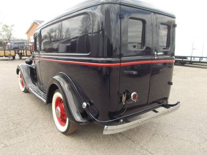 1935 Ford Panel Truck