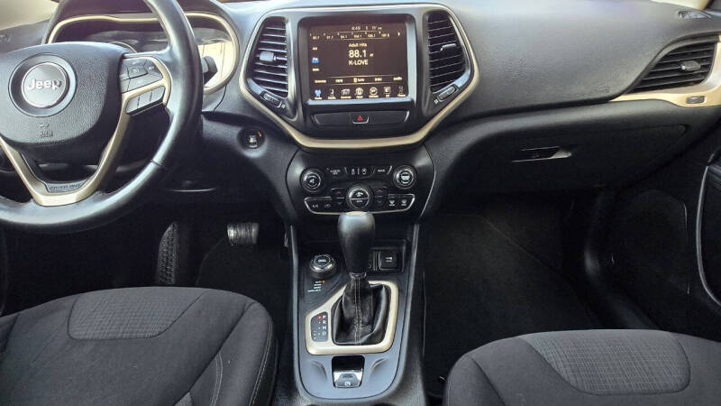 2016 Jeep Cherokee Latitude 75th Anniversary