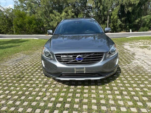 2016 Volvo XC60 T5 Drive-E Platinum