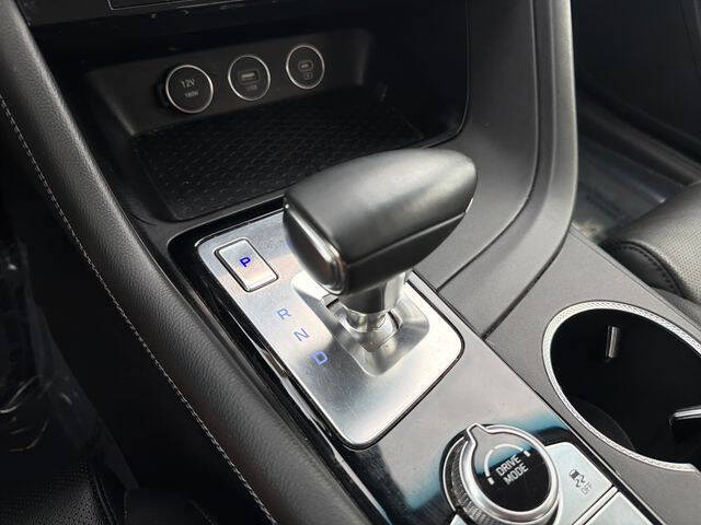 2025 Genesis G70