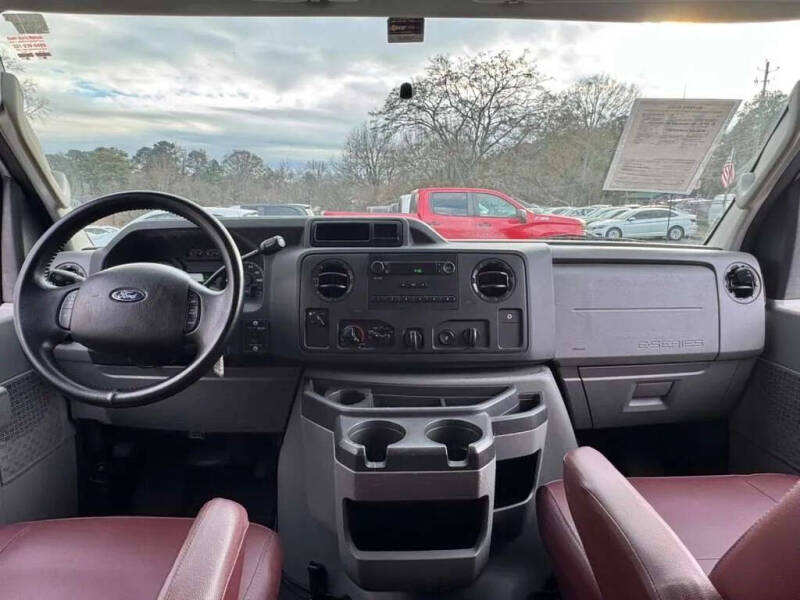 2013 Ford E-Series E-150