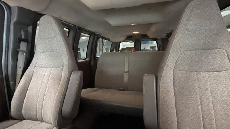 2018 Chevrolet Express LT 2500