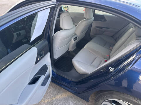 2017 Honda Accord EX-L w/Navi w/Honda Sensing